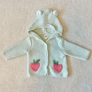 Gap Baby Brannan Bear Strawberry Sweater, Size 6-12m